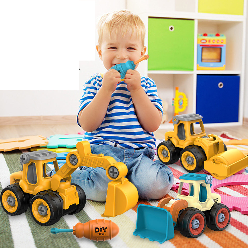 Set de 4 Camiones Truck Armables en Plástico para Niños - Juguete Educativo y Creativo con Accesorios